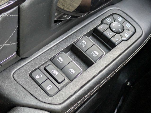 Used 2026 RAM 2500 Limited AWD/4WD image 21