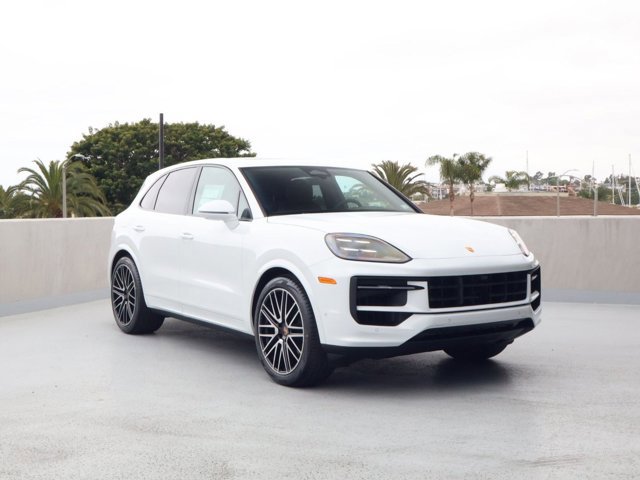 New 2026 Porsche Cayenne AWD/4WD image 7