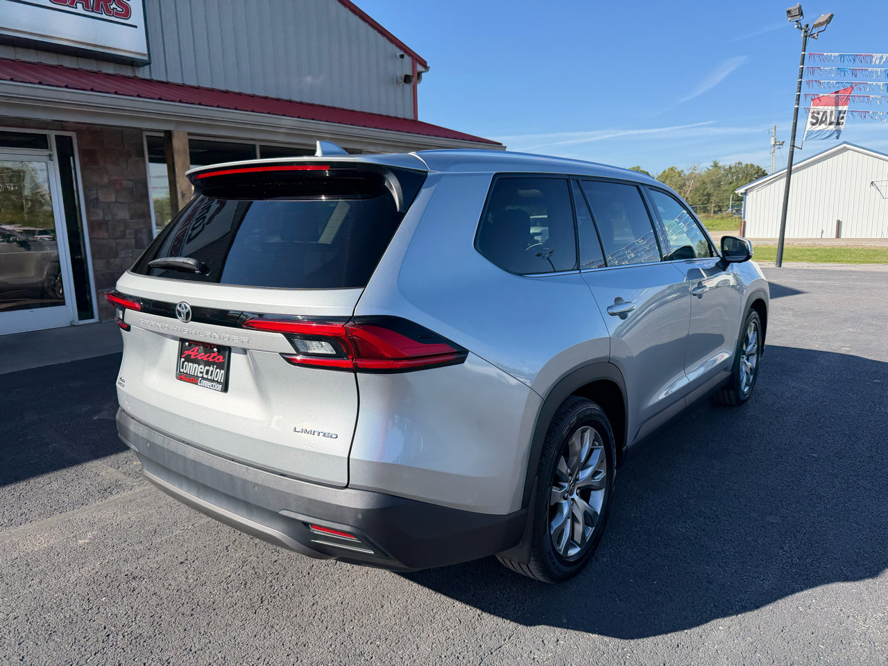Used 2024 Toyota Grand Highlander FWD image 4