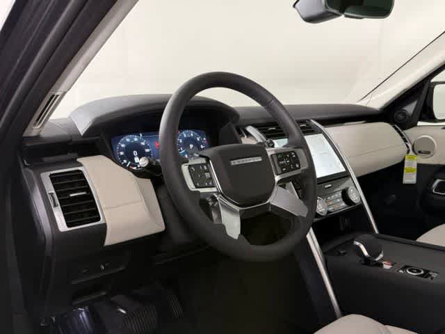 New 2026 Land Rover Discovery S AWD/4WD image 5