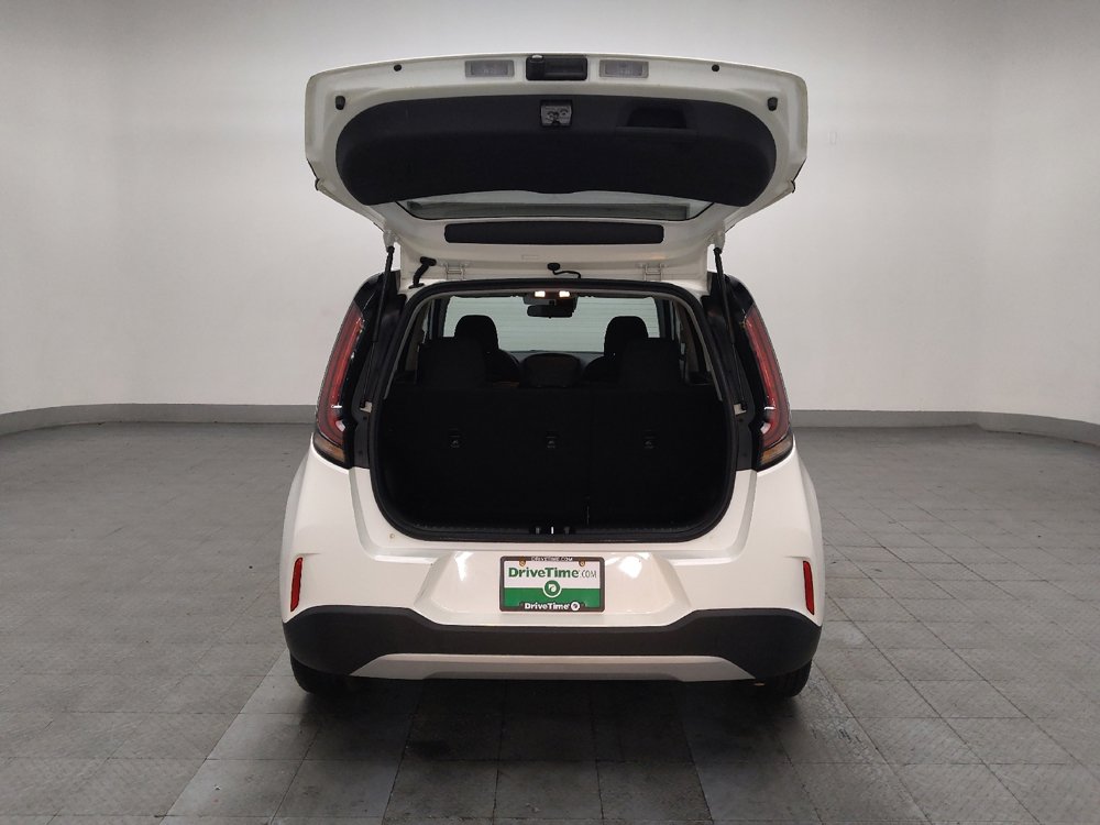 Used 2023 Kia Soul LX image 29