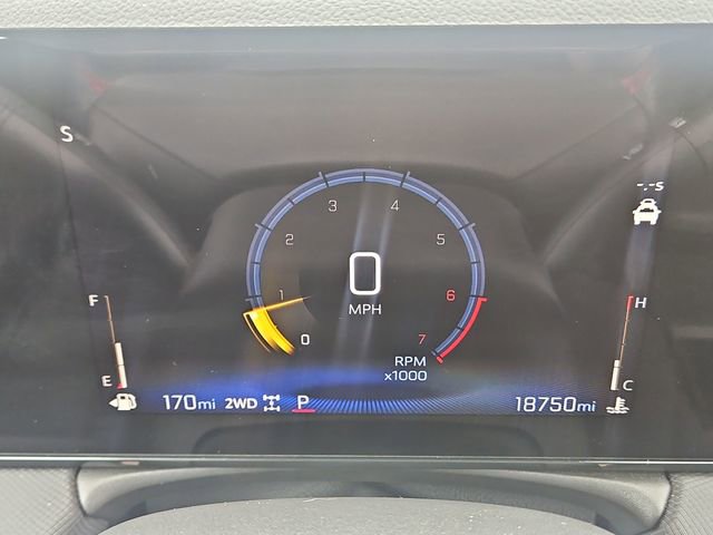 Used 2024 Chevrolet TrailBlazer RS w/ Driver Confidence Package AWD/4WD image 16