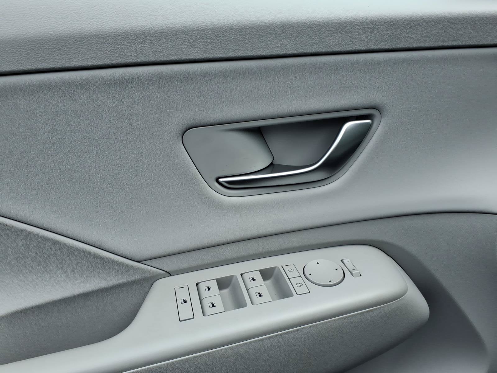 Certified 2026 Hyundai Kona SEL Premium FWD image 18