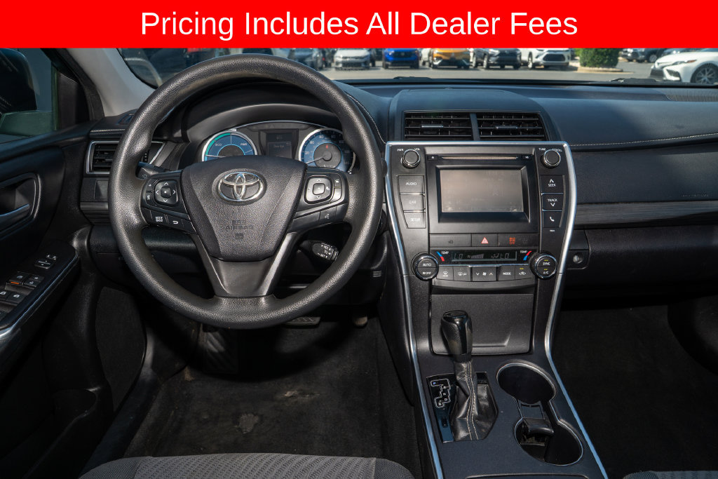 Used 2017 Toyota Camry LE FWD image 6