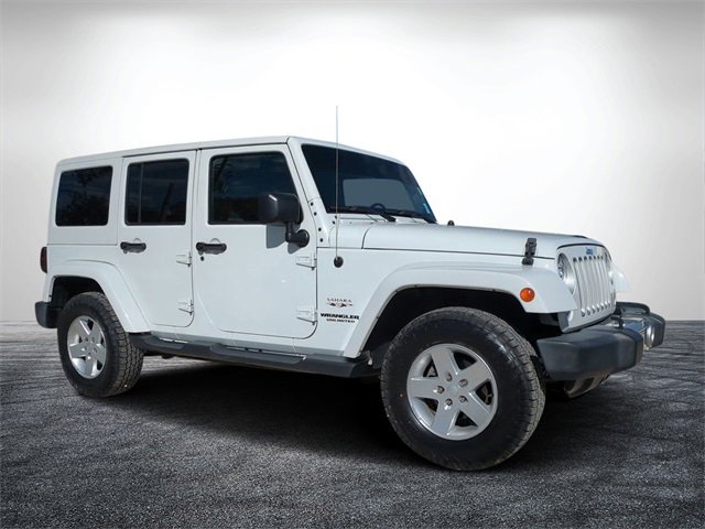Used 2017 Jeep Wrangler Unlimited Sahara w/ Connectivity Group