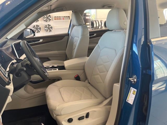 New 2025 Volkswagen Atlas SE image 14