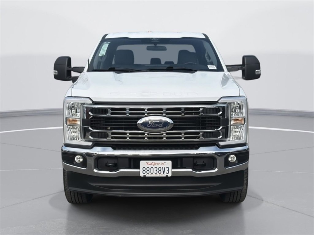 Used 2024 Ford F250 XLT image 2