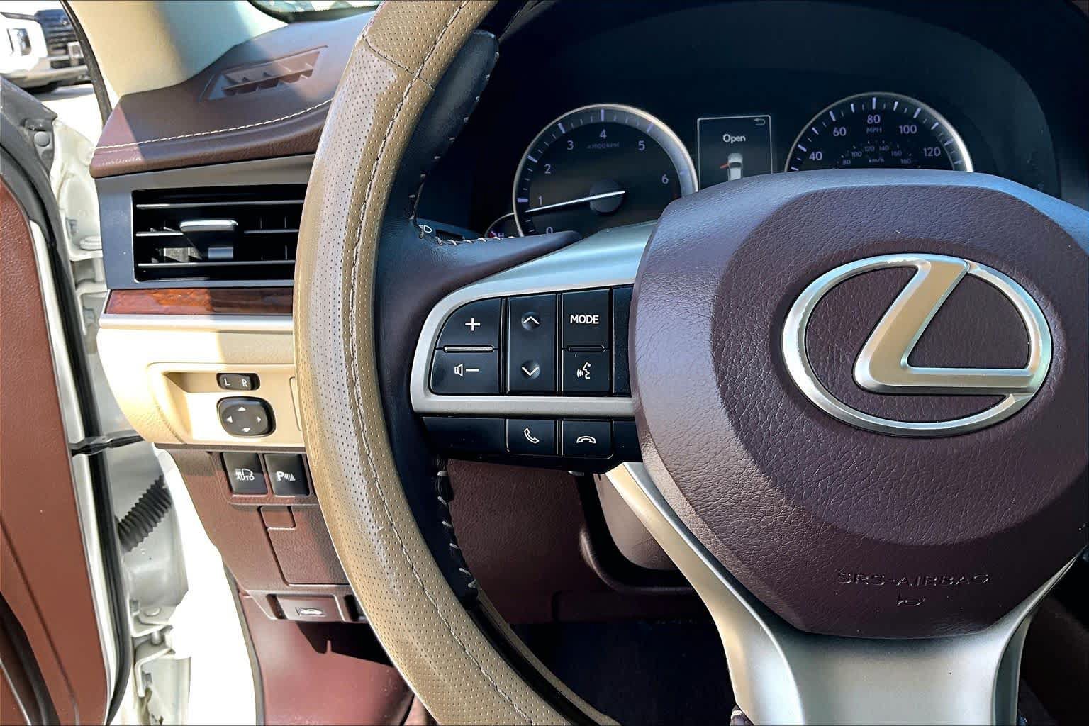 Used 2018 Lexus ES 350 w/ Navigation System Package FWD image 24