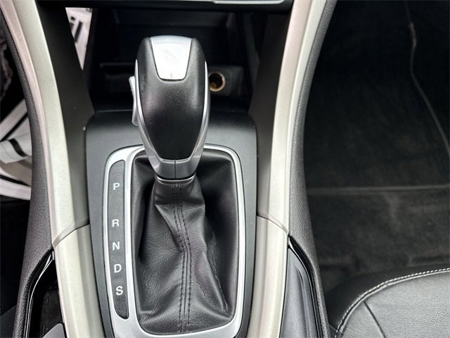 Used 2014 Ford Fusion SE w/ Equipment Group 202A image 27