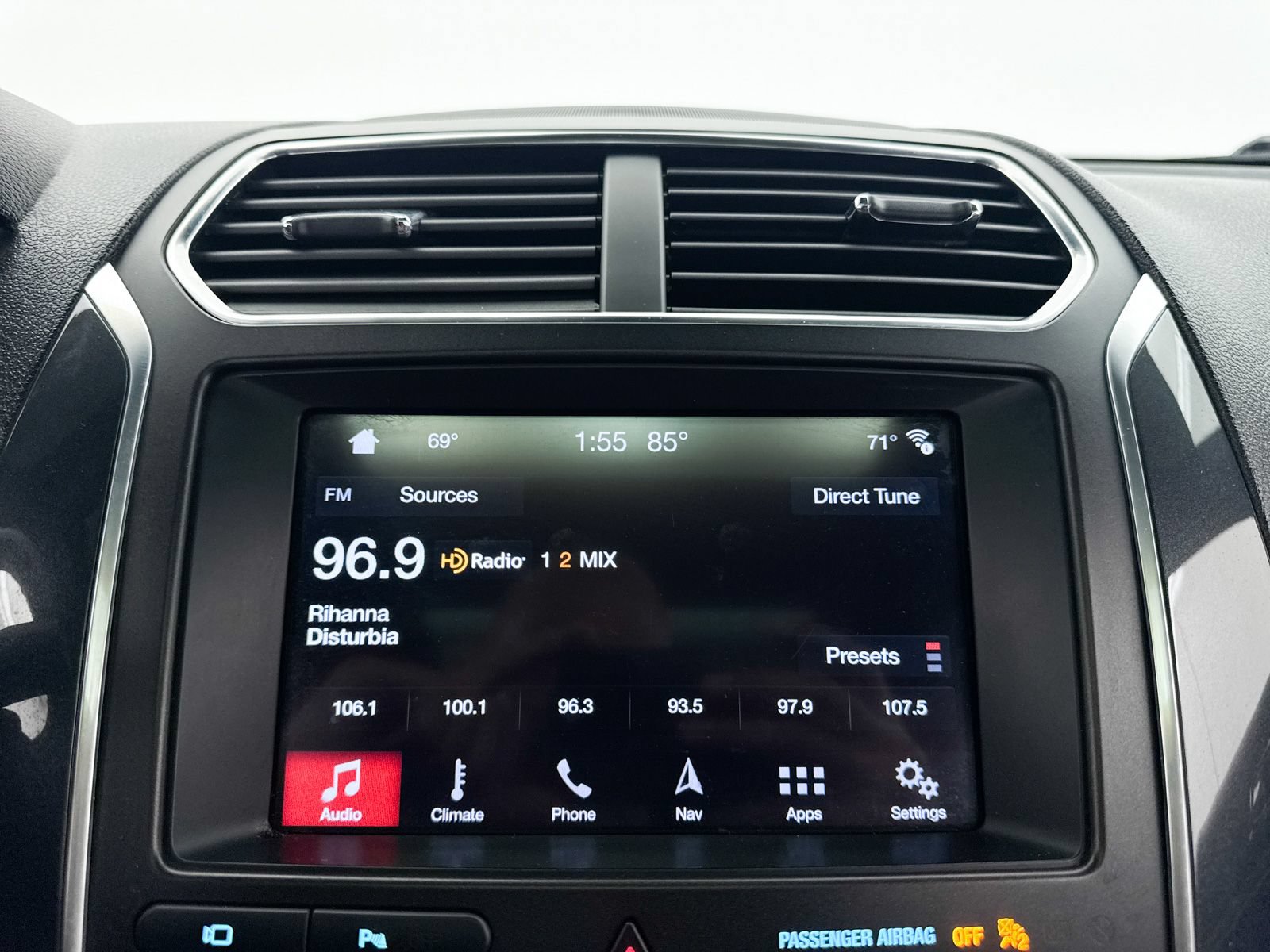 Used 2019 Ford Explorer Sport w/ Equipment Group 401A AWD/4WD image 6