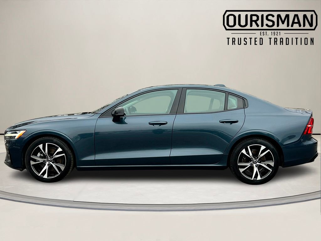 Used 2024 Volvo S60 B5 Core image 3