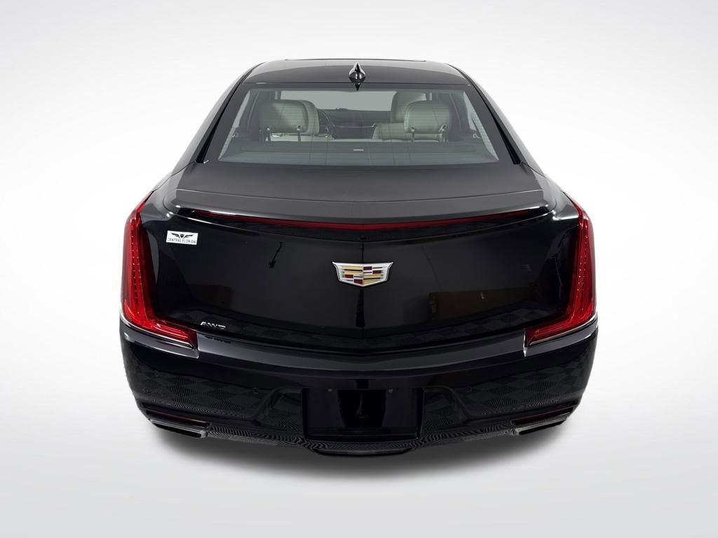 Used 2018 Cadillac XTS Premium Luxury image 4