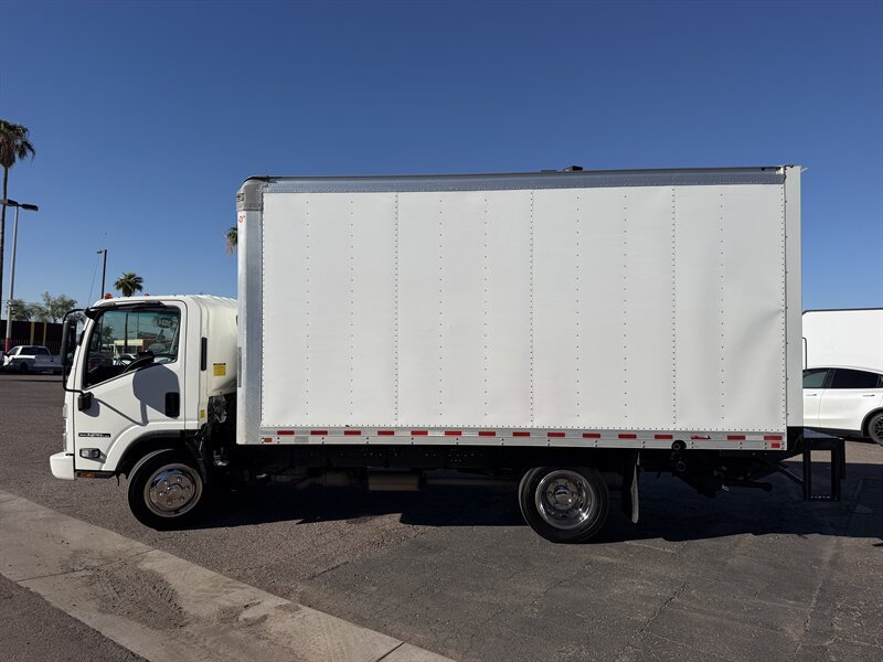 Used 2024 Isuzu NPR RWD image 6