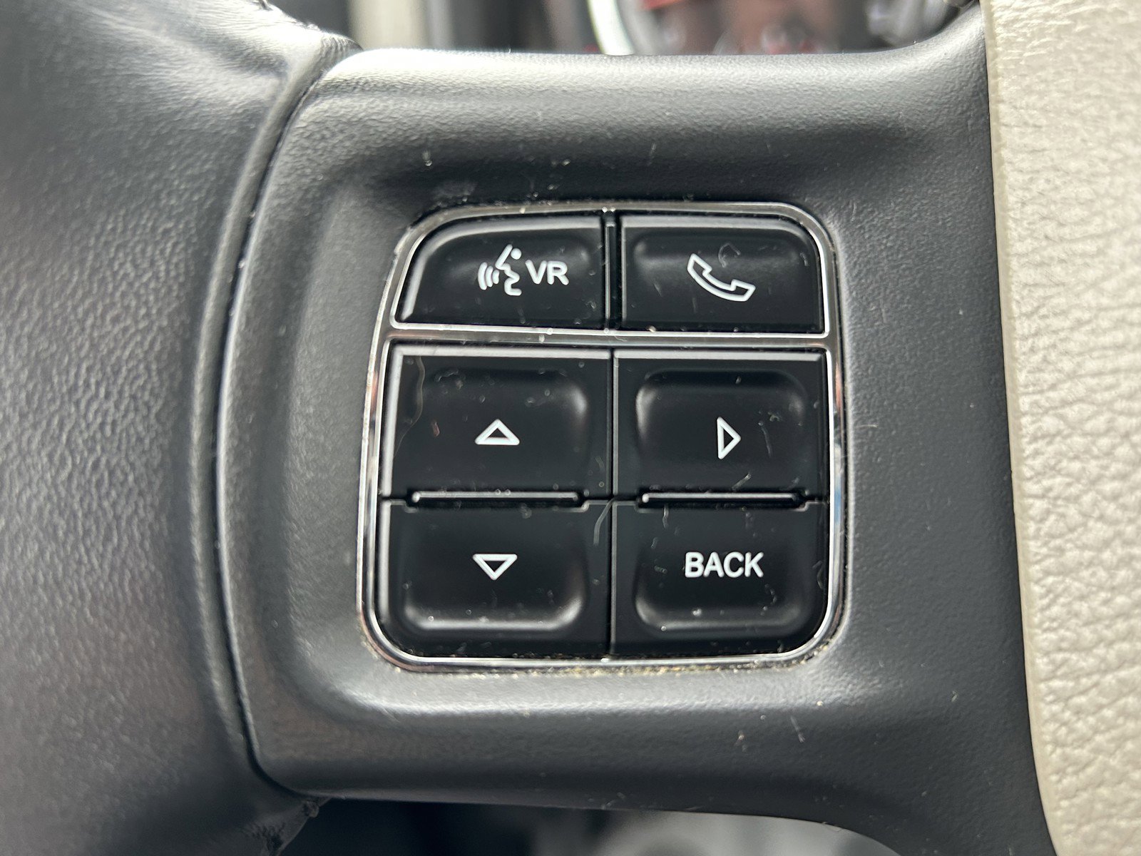 Used 2012 RAM 1500 Big Horn w/ Luxury Group image 24