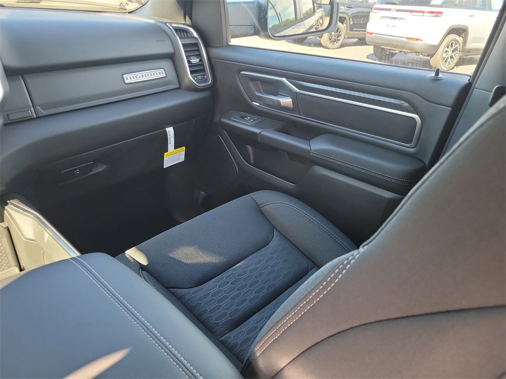 New 2026 RAM 1500 4x4 Crew Cab image 29