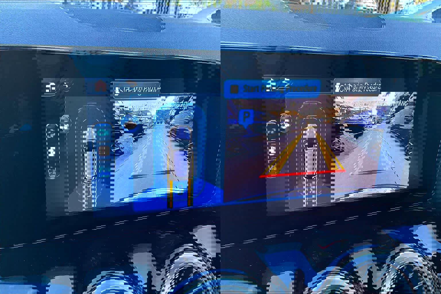 Used 2025 Mercedes-Benz GLA 250 image 26