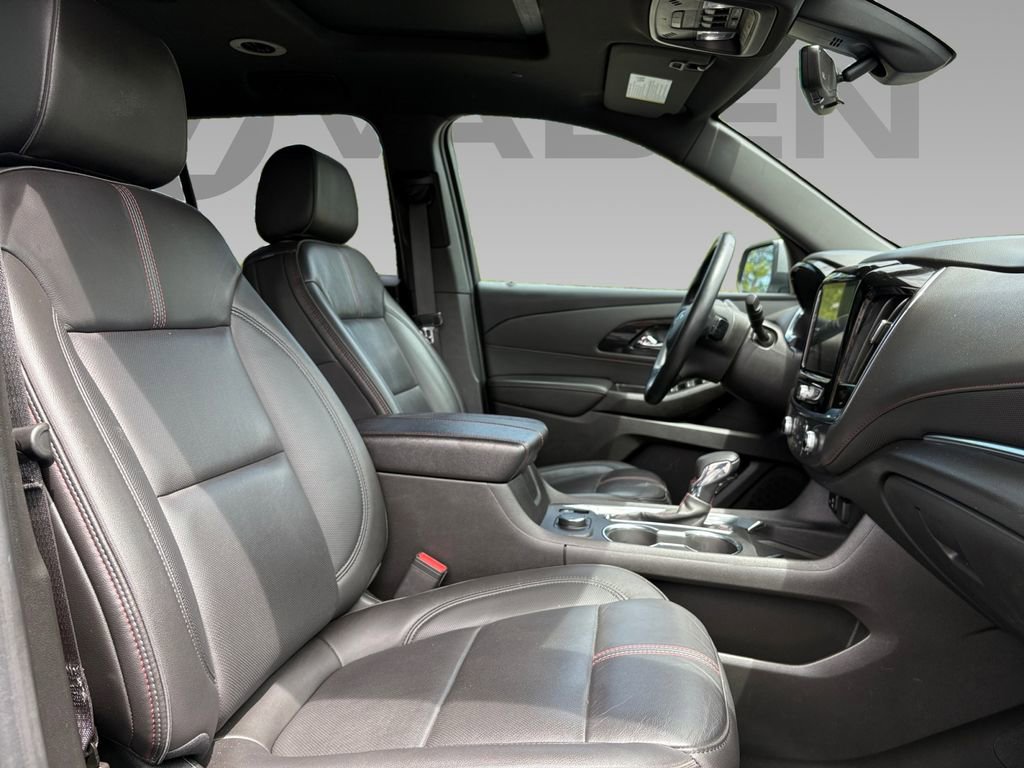 Used 2023 Chevrolet Traverse RS AWD/4WD image 10