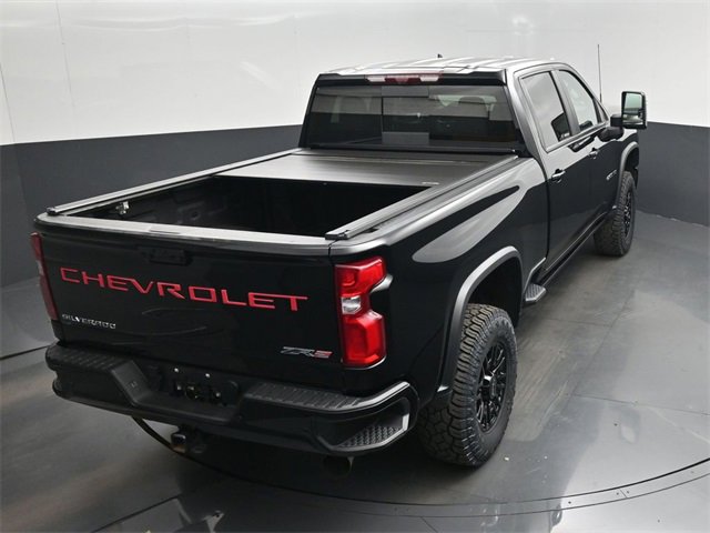 Used 2024 Chevrolet Silverado 2500 ZR2 w/ Technology Package image 50