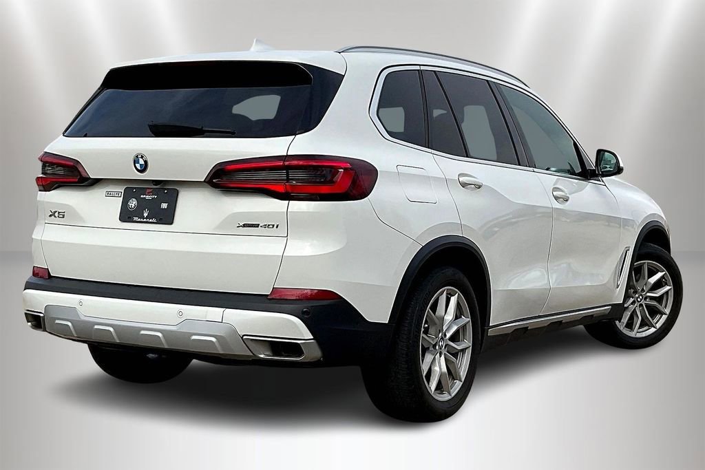 Used 2023 BMW X5 xDrive40i w/ Parking Assistance Package image 6