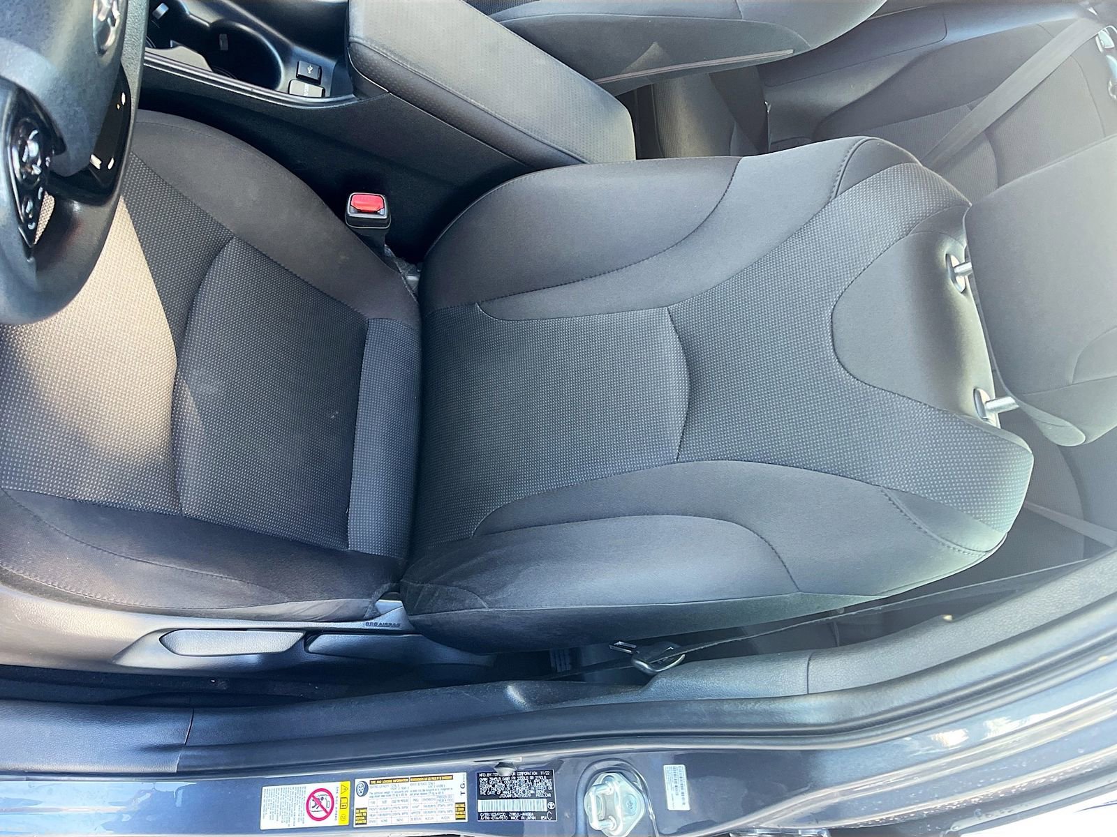 Used 2022 Toyota Prius L Eco image 19