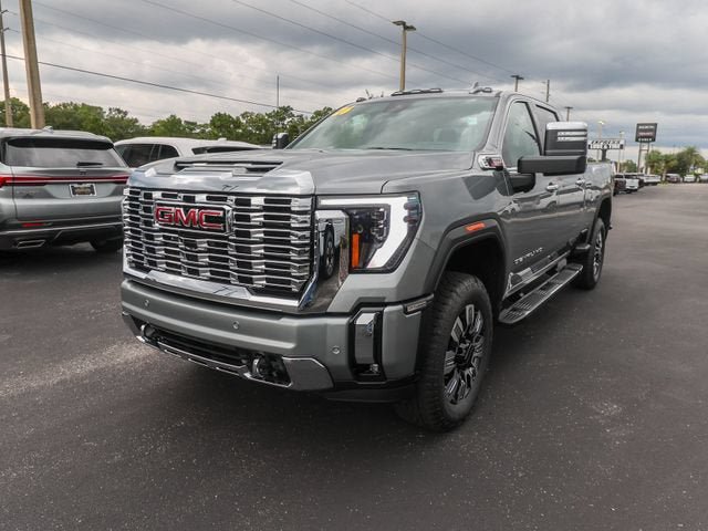 New 2026 GMC Sierra 2500 Denali w/ Denali Reserve Package AWD/4WD image 3