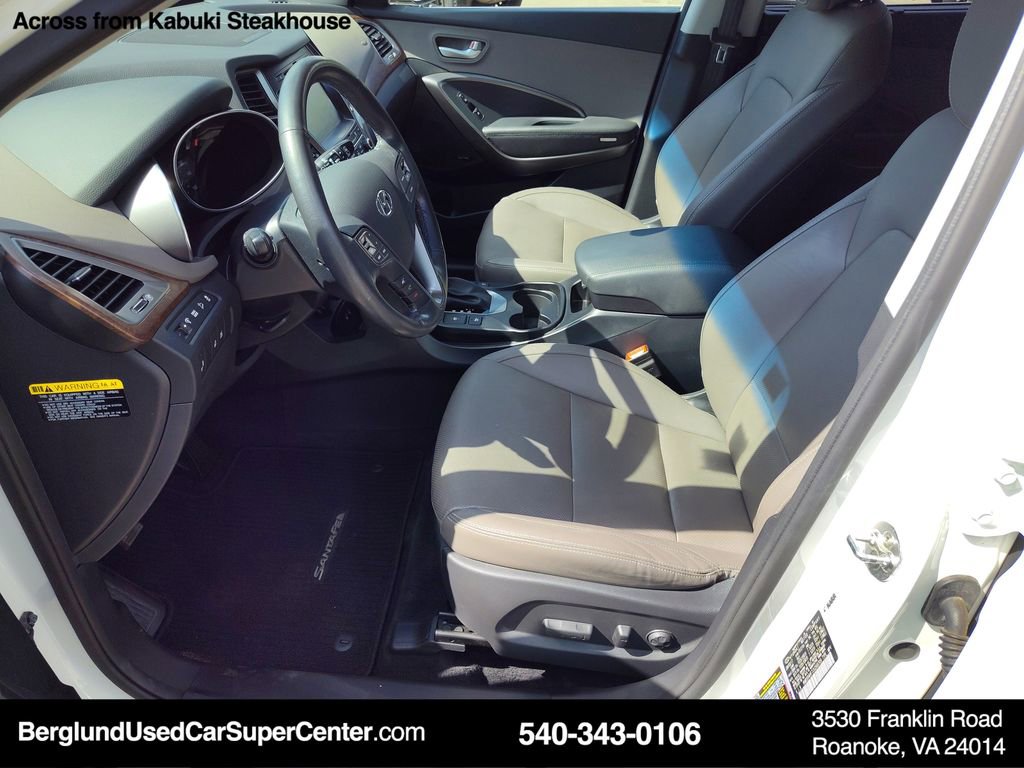 Used 2018 Hyundai Santa Fe SE FWD image 12