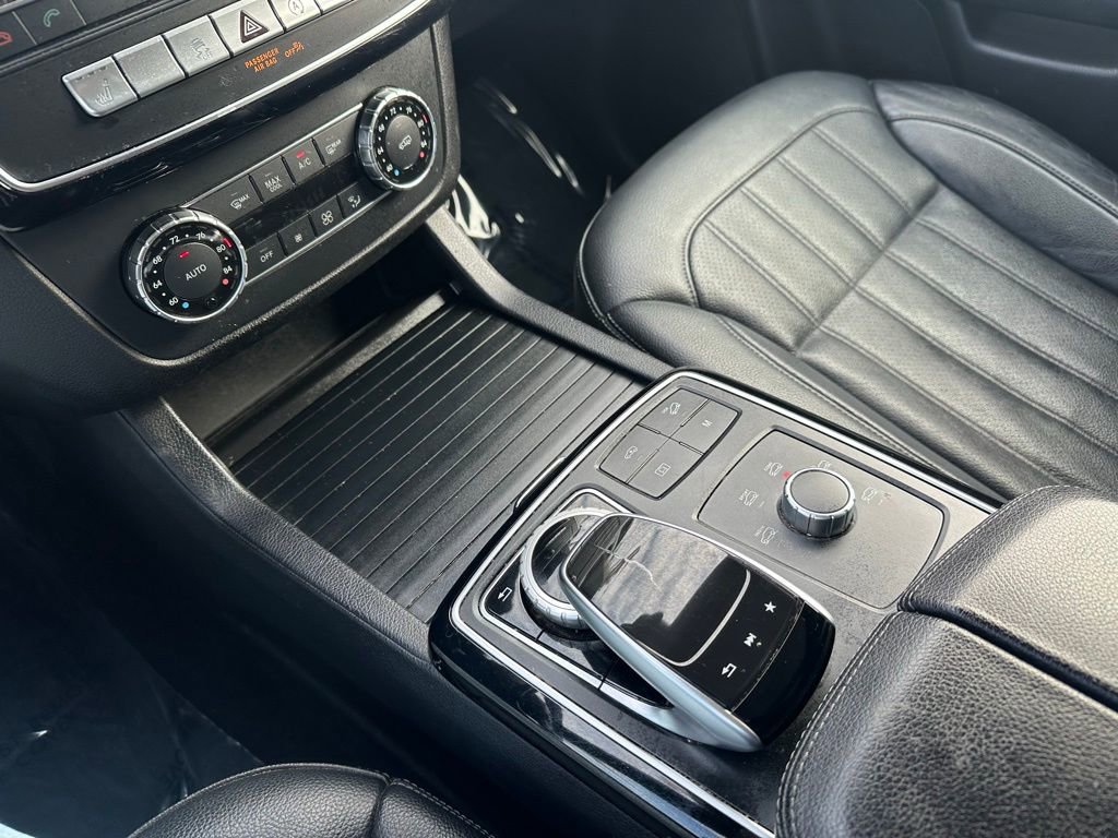 Used 2018 Mercedes-Benz GLS 450 4MATIC image 36