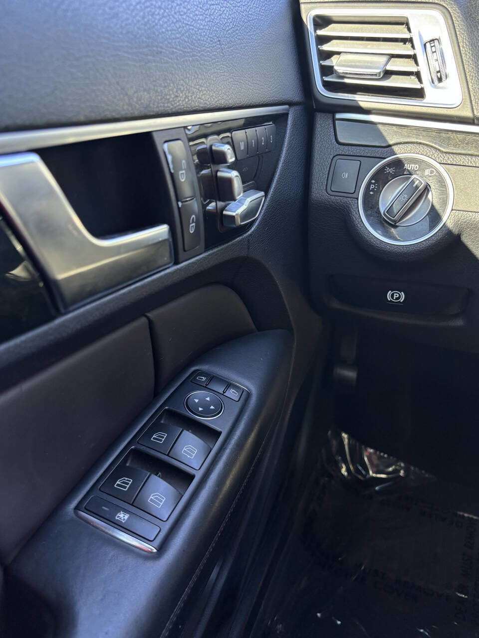 Used 2014 Mercedes-Benz E 550 Cabriolet image 22