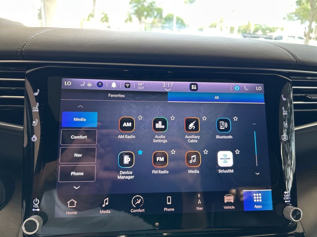 Used 2023 Jeep Grand Wagoneer Series II image 41