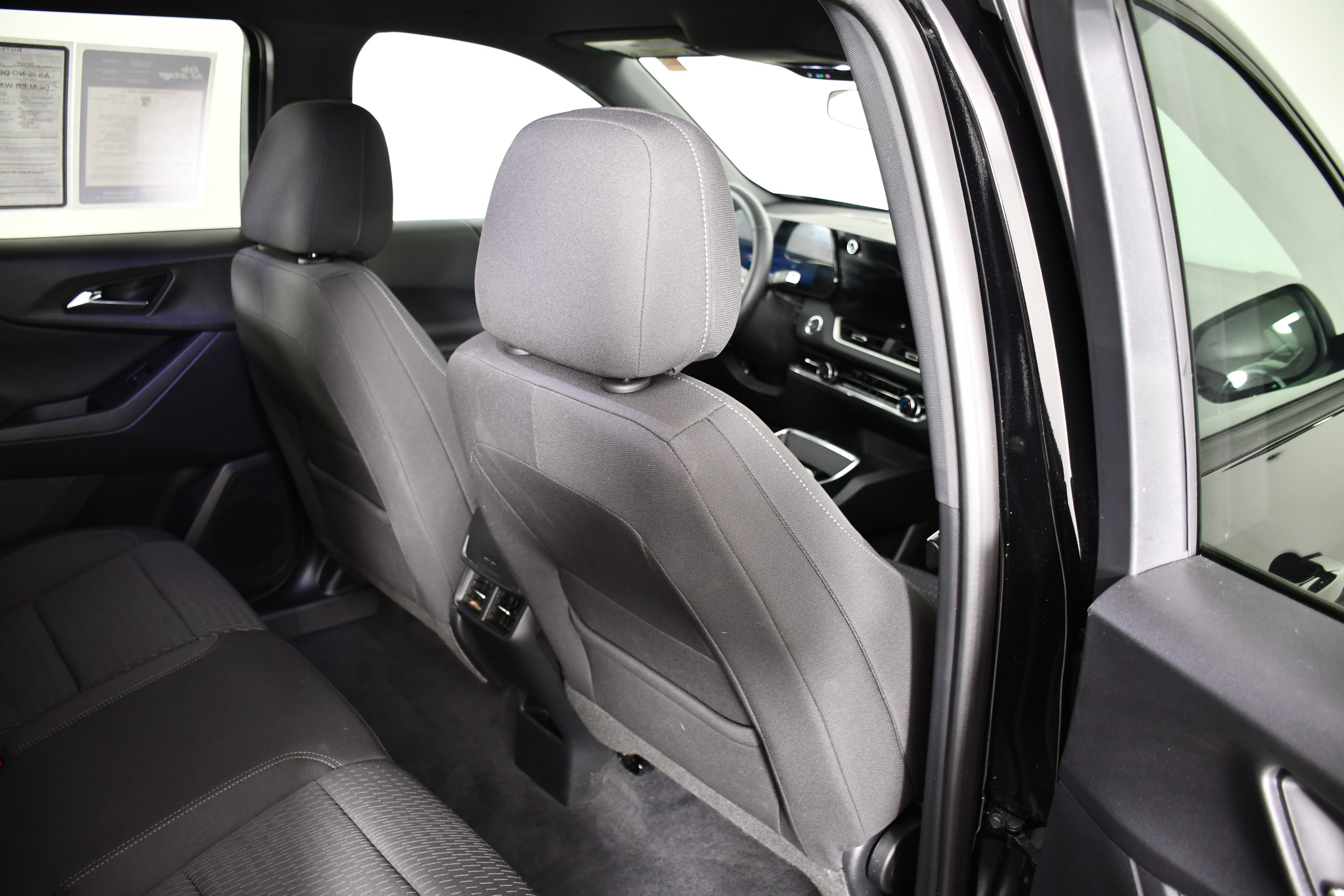 Used 2026 Chevrolet Equinox LT AWD/4WD image 44