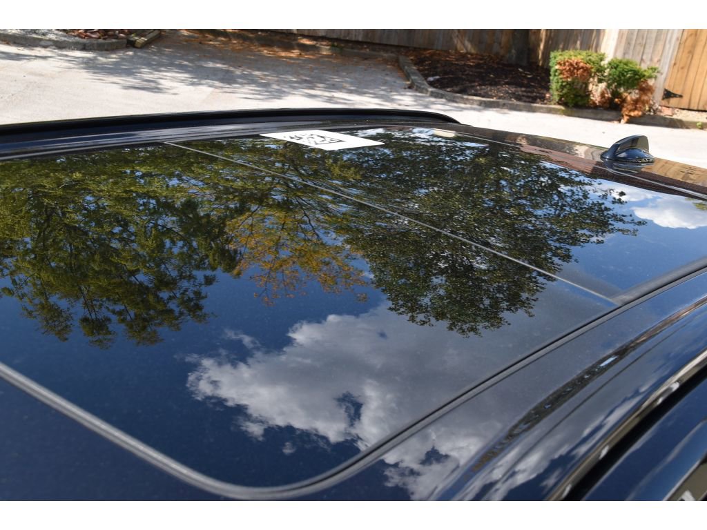 Certified 2024 Volvo XC60 T8 Plus w/ Protection Package Premier AWD/4WD image 15