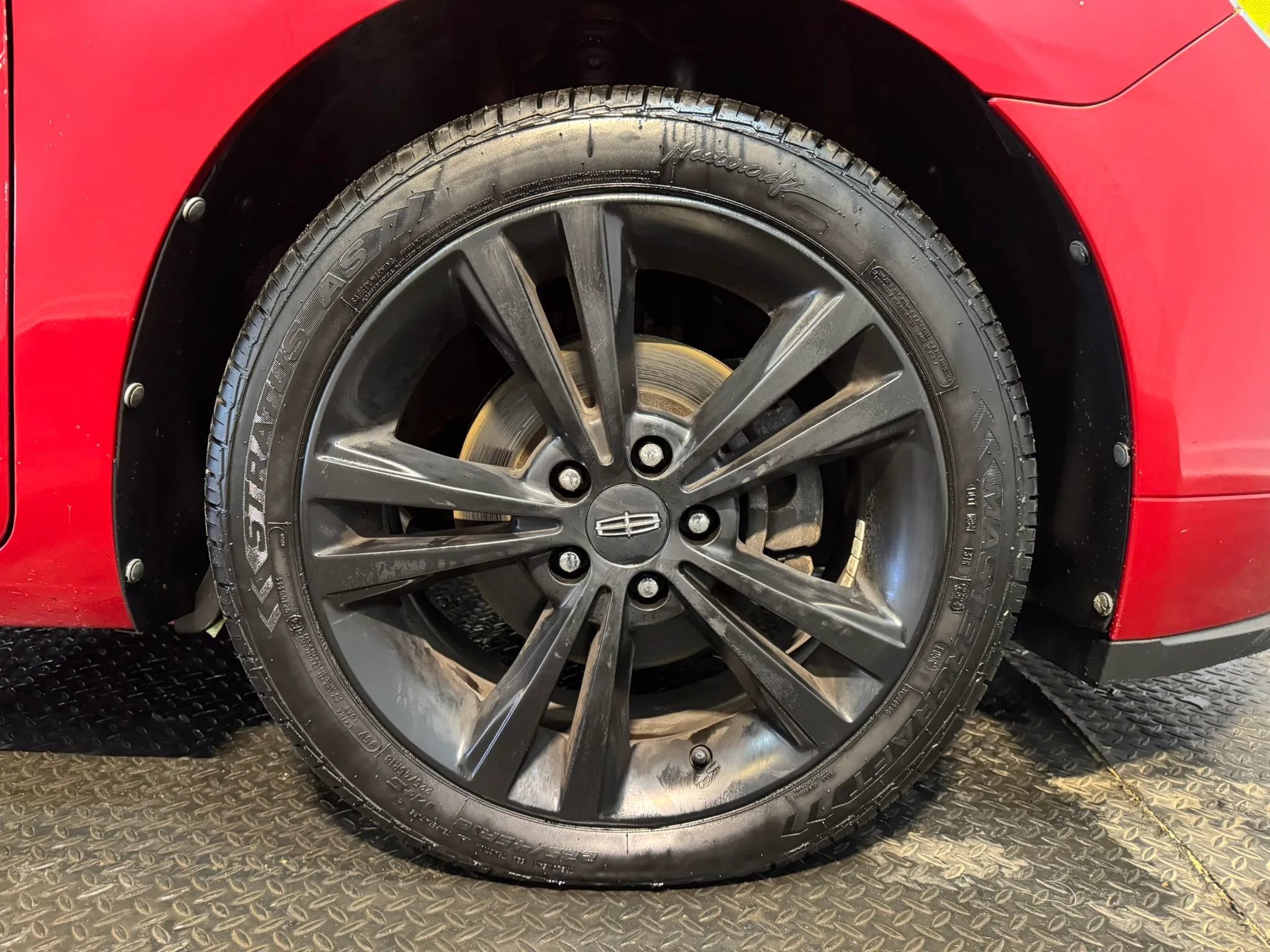 Used 2012 Lincoln MKZ AWD image 37