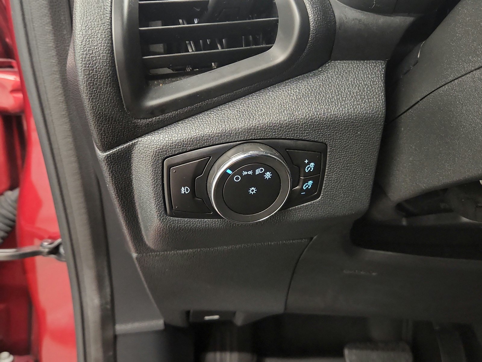 Used 2020 Ford EcoSport SE FWD image 39