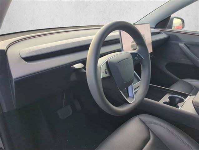 Used 2026 Tesla Model Y 2WD image 14