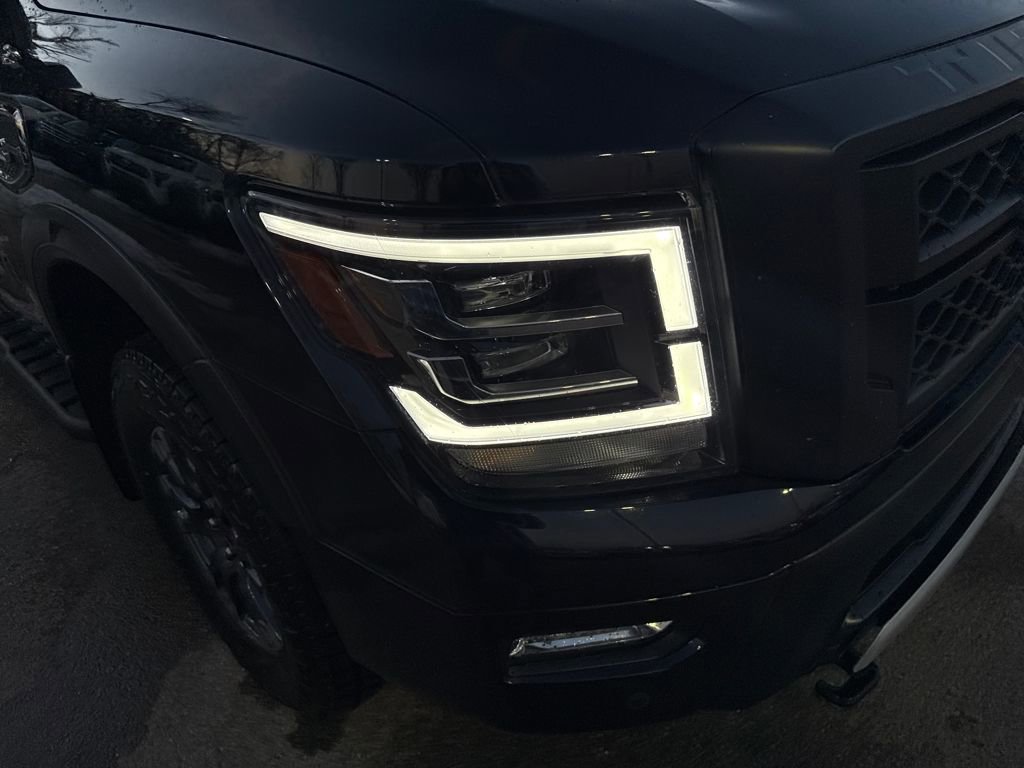 Used 2023 Nissan Titan PRO-4X w/ Pro-4x Convenience Package image 40