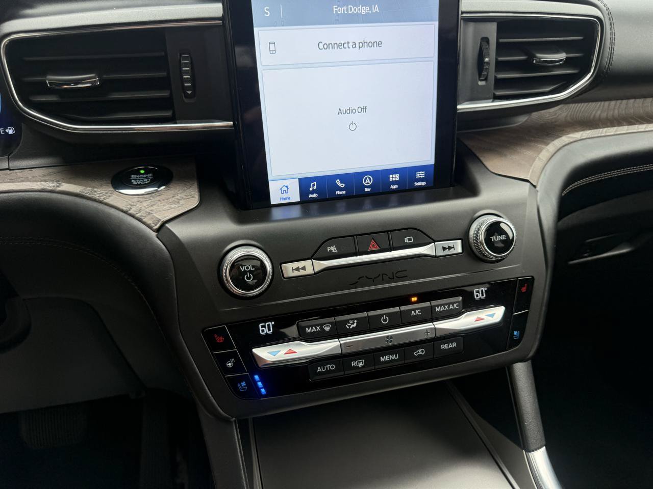 Used 2020 Ford Explorer Platinum w/ Premium Technology Package AWD/4WD image 24