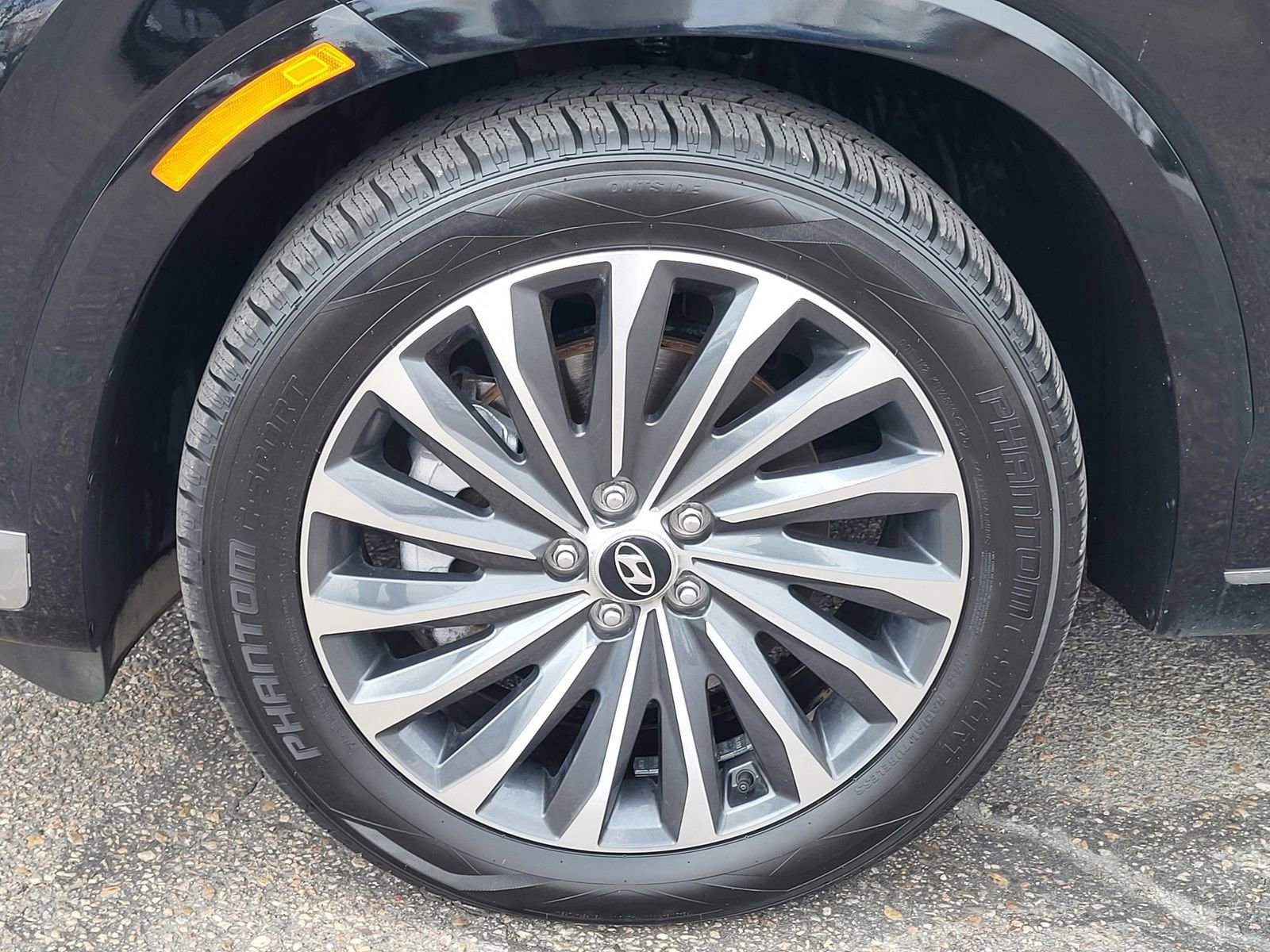 Used 2024 Hyundai Palisade Calligraphy image 7