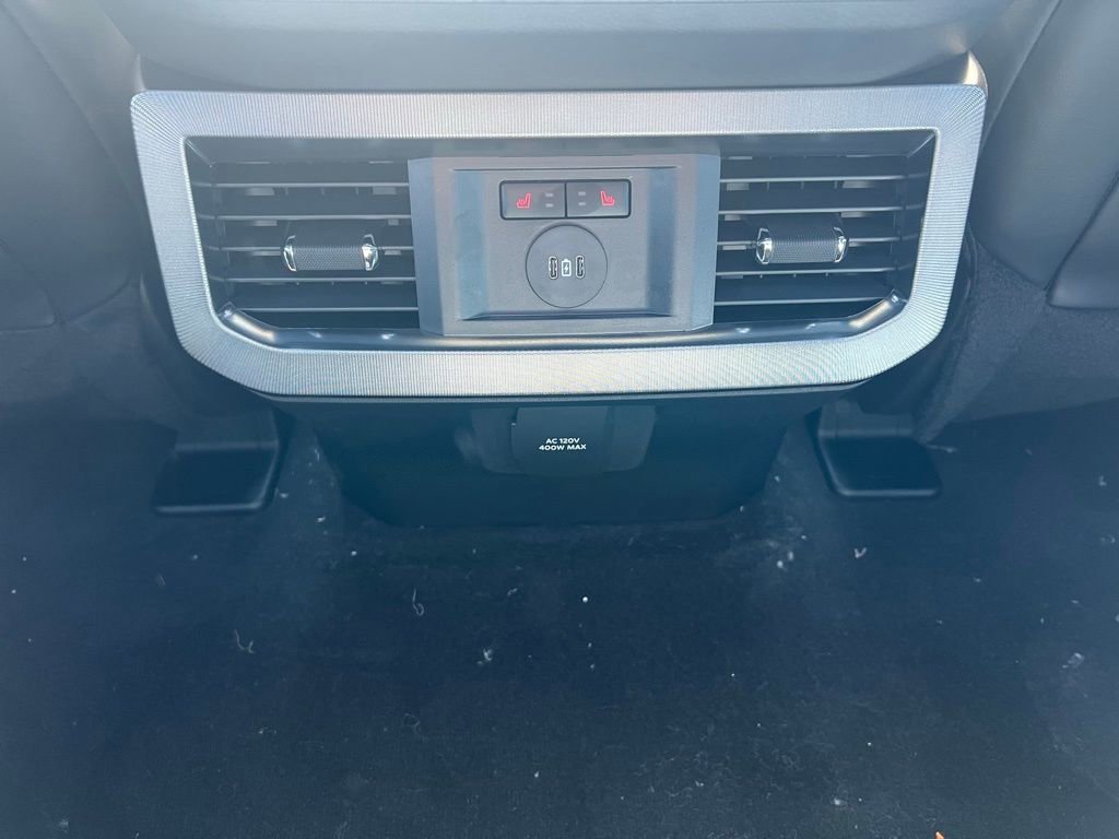 New 2026 Ford F350 Platinum w/ FX4 Off-Road Package image 26