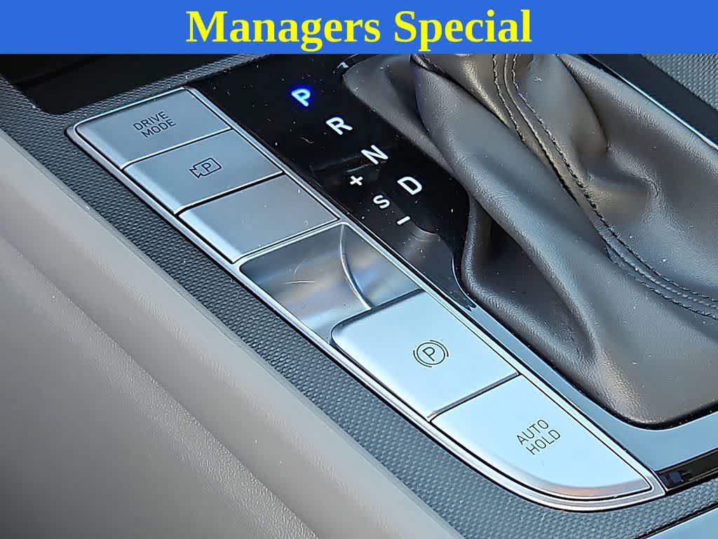 Used 2024 Hyundai Elantra SEL w/ Convenience Package FWD image 25