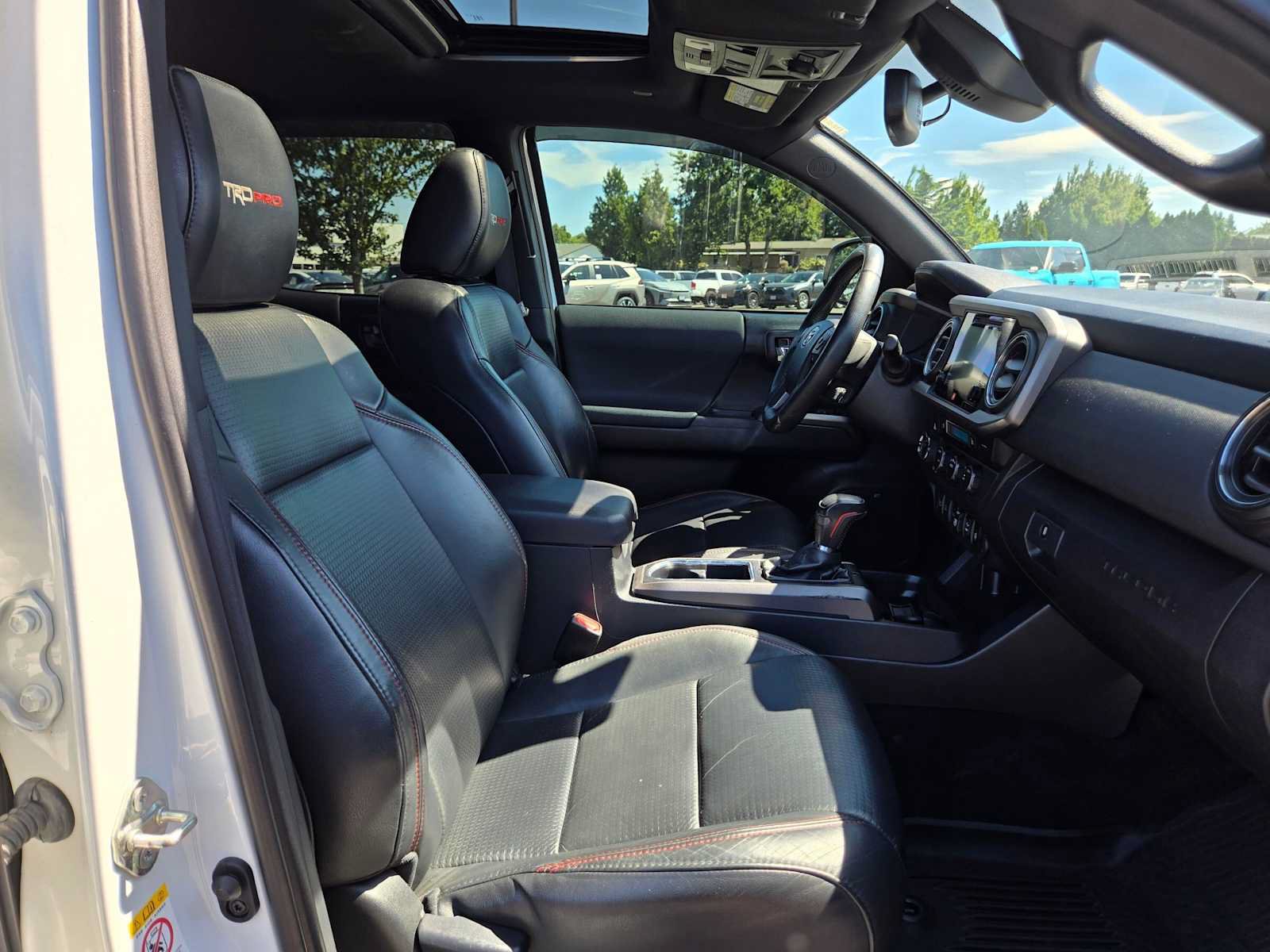 Used 2019 Toyota Tacoma TRD Pro AWD/4WD image 13
