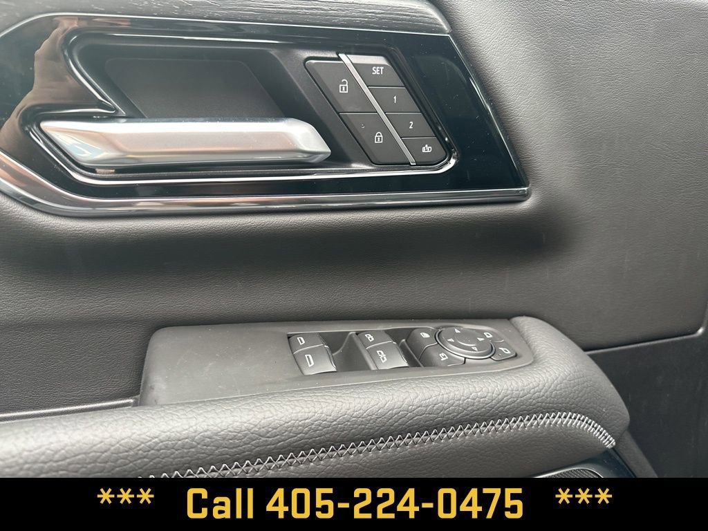 New 2026 GMC Yukon Denali w/ Denali Reserve Package AWD/4WD image 14