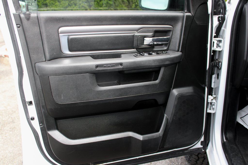 Used 2021 RAM 1500 Classic Warlock AWD/4WD image 13