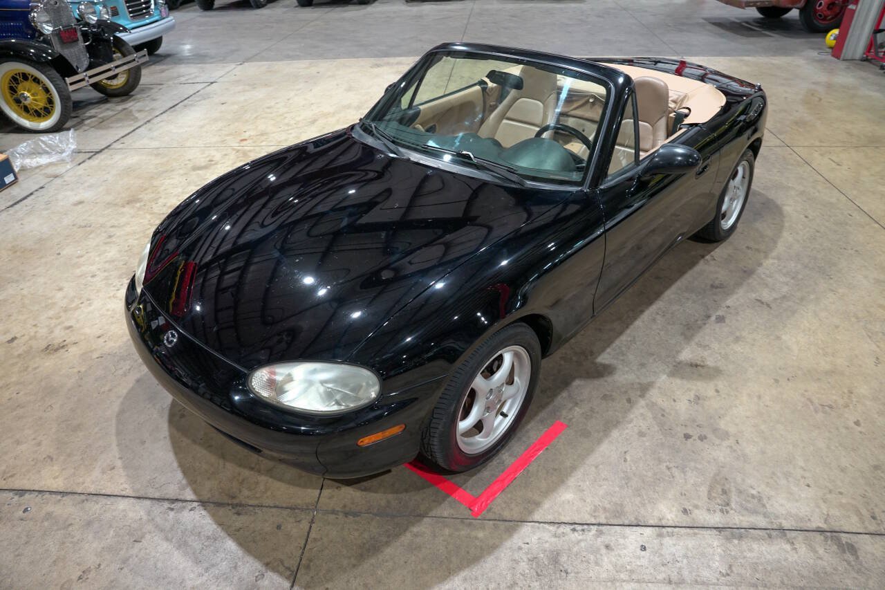 Used 1999 MAZDA MX-5 Miata RWD image 15