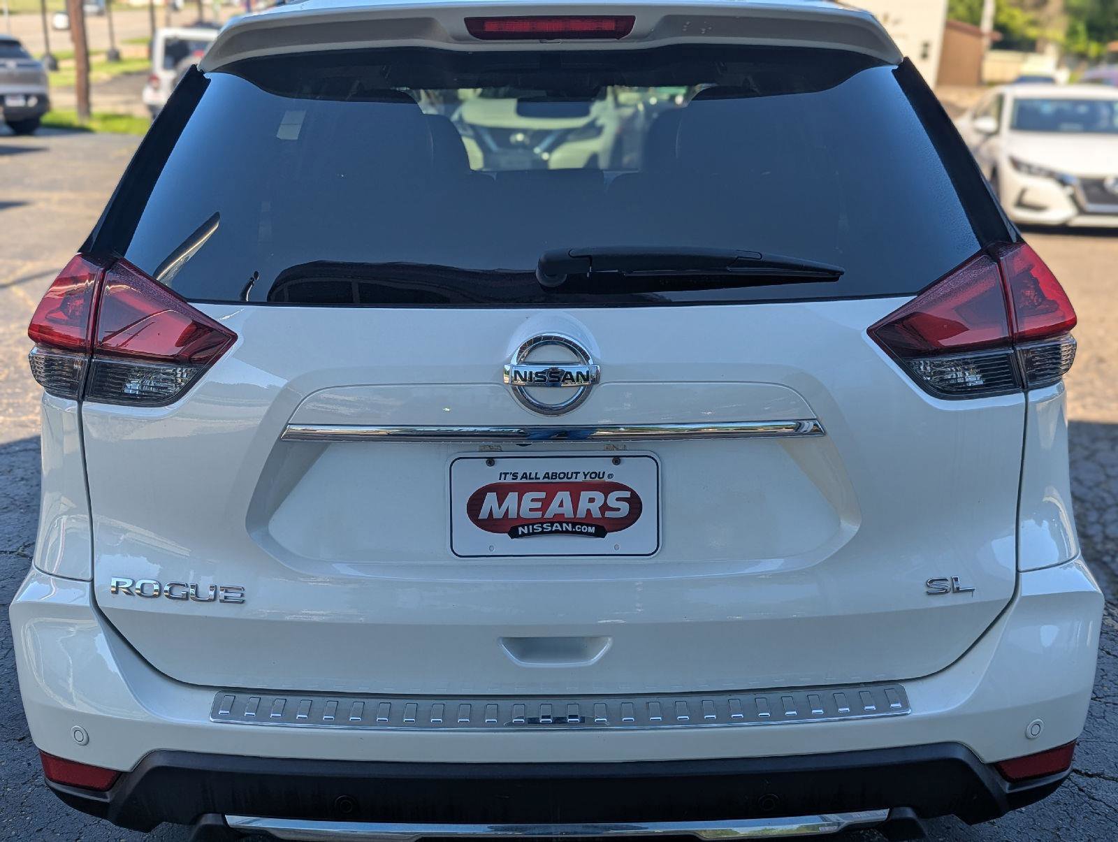 Used 2020 Nissan Rogue SL FWD image 12