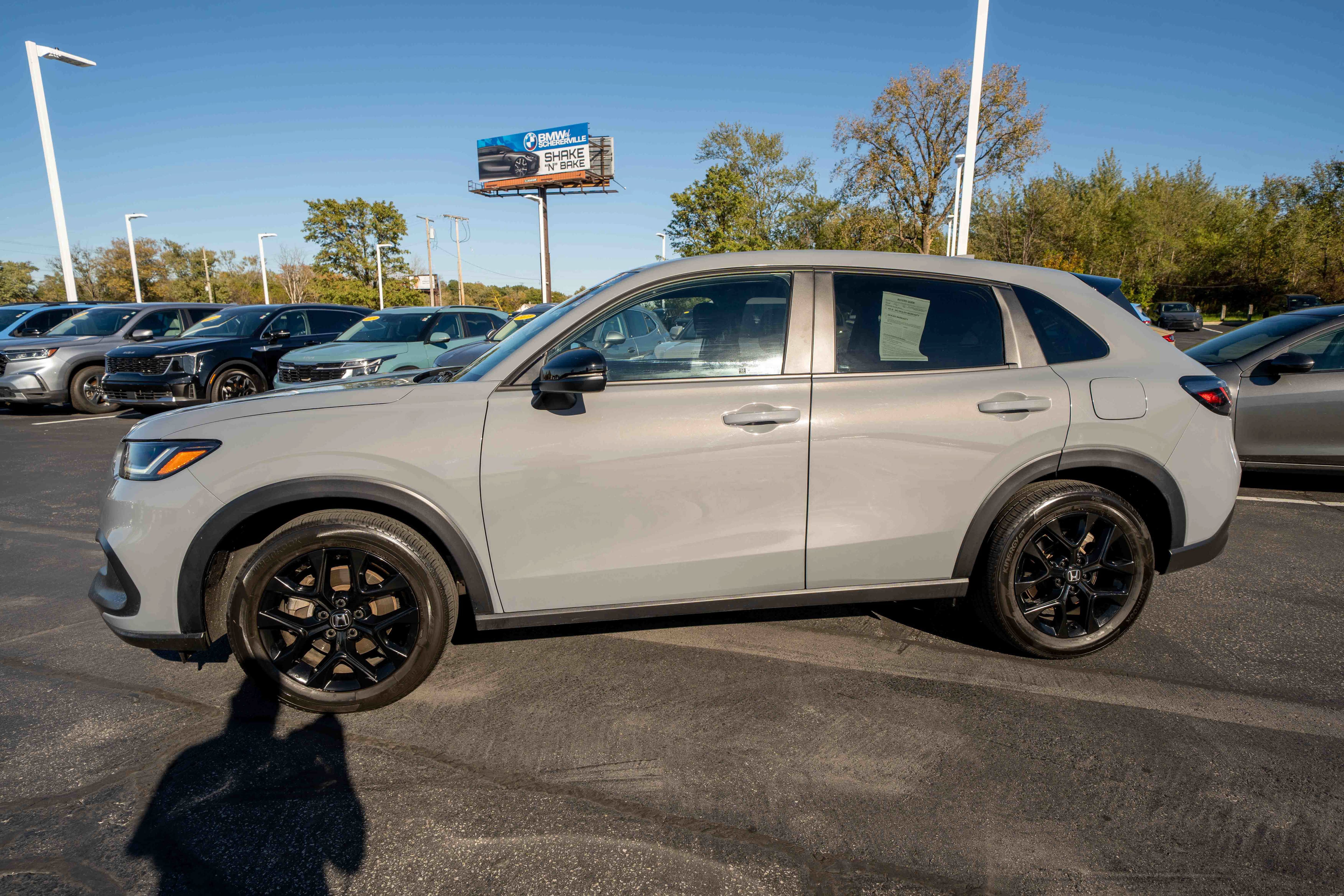 Used 2025 Honda HR-V Sport image 3