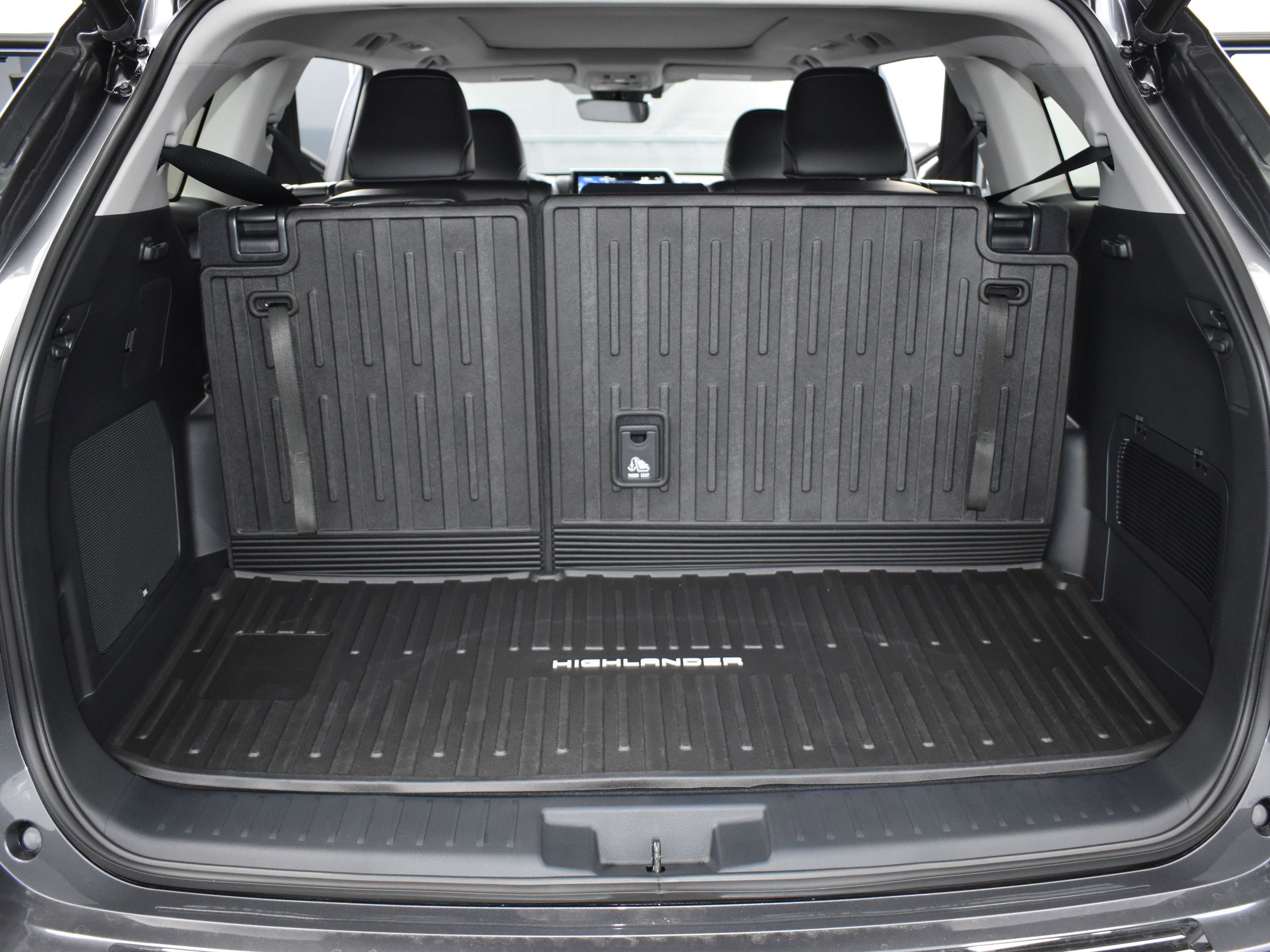 Used 2022 Toyota Highlander Platinum image 30