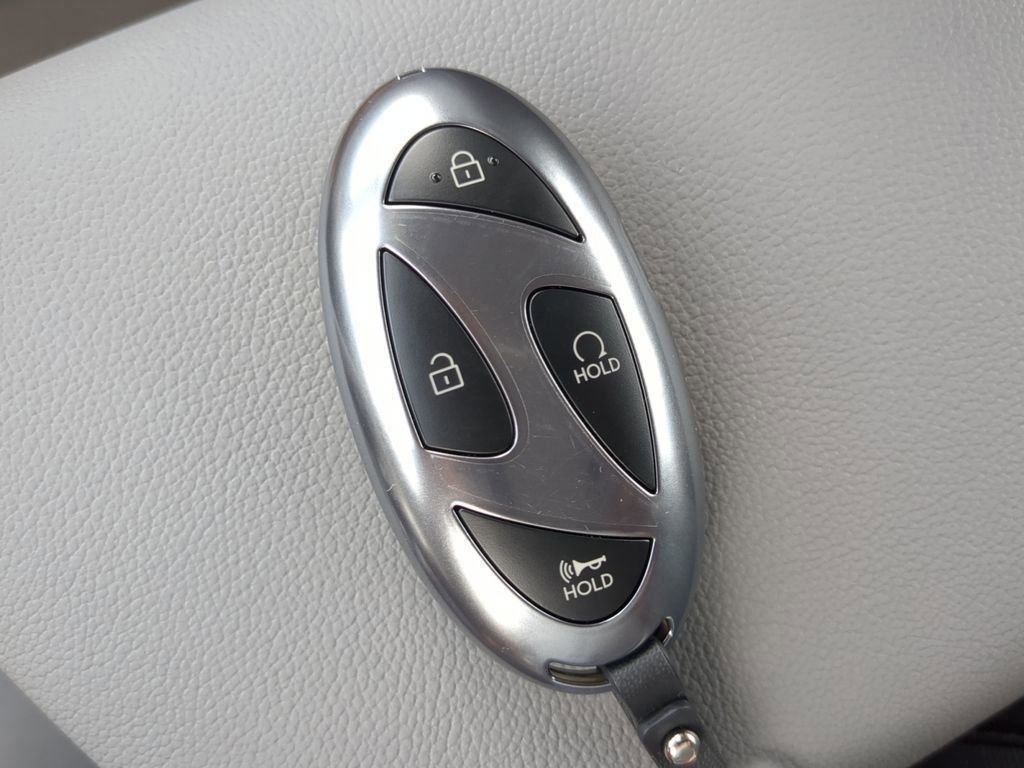 New 2025 Hyundai Elantra Sport image 17