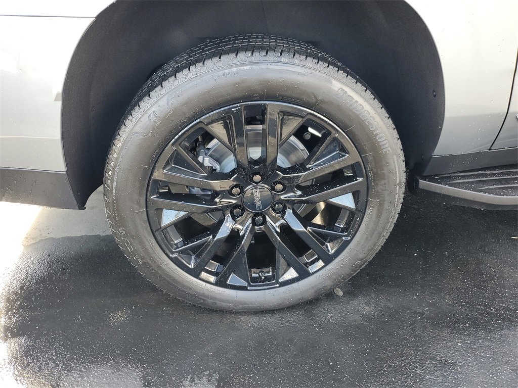 New 2026 GMC Yukon XL Elevation image 5