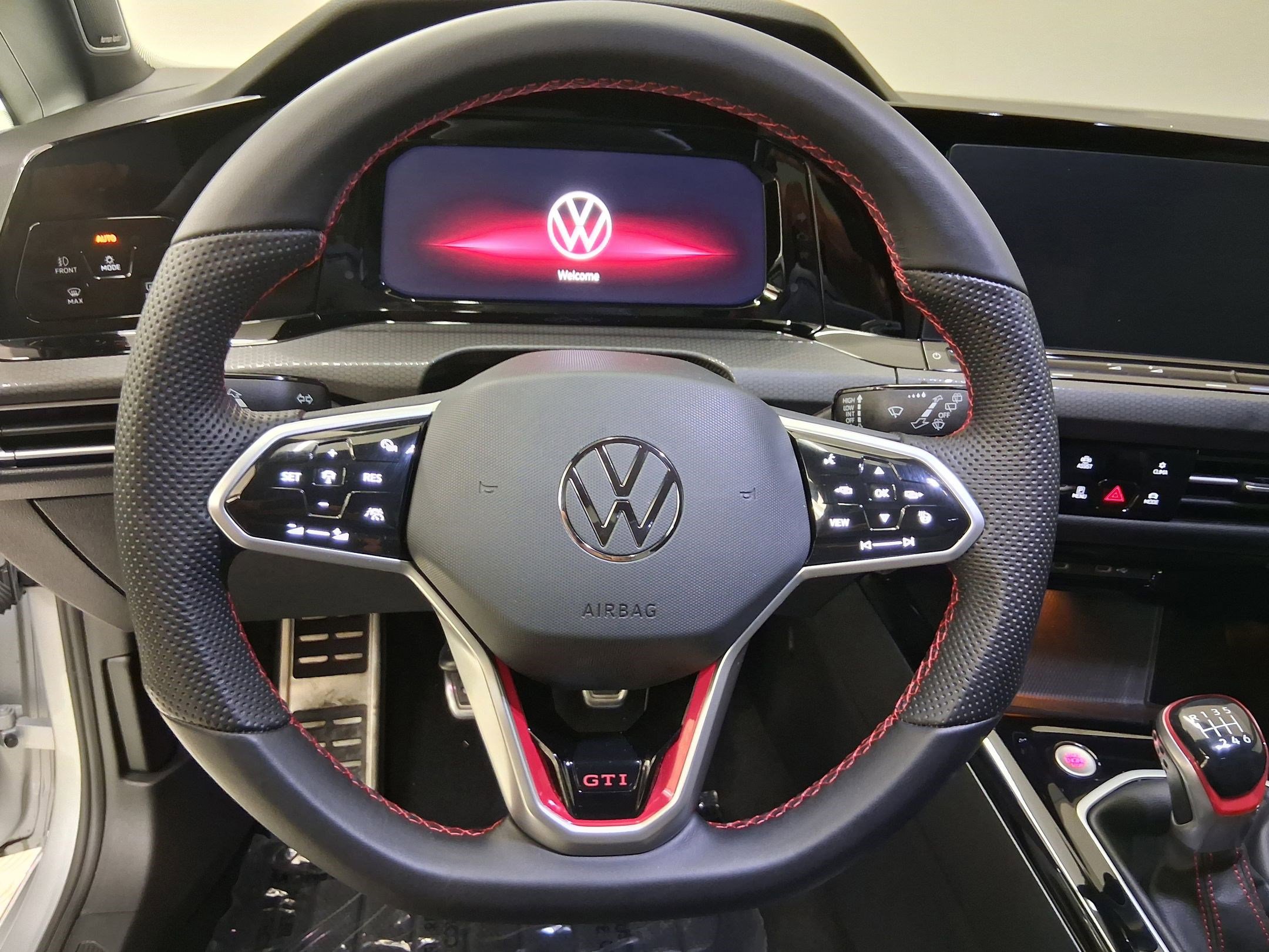 Used 2024 Volkswagen GTI SE image 15