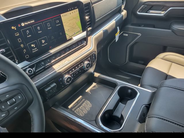 New 2026 GMC Sierra 2500 SLT w/ SLT Premium Package AWD/4WD image 16